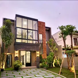 Rumah Cluster Versailles Brand New Estetik Semi Furnish BSD