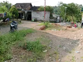 Tanah 300mtr dekat spbu siap bangun 10menit ke kampus unnes