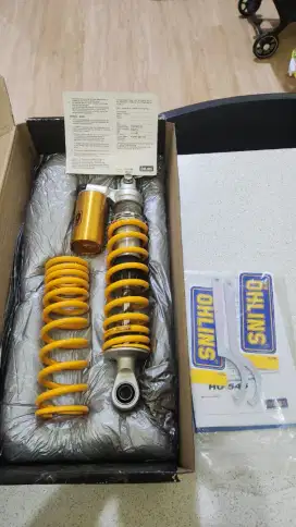 Dijual shockbreaker OHLINS untuk Honda PCX 160.