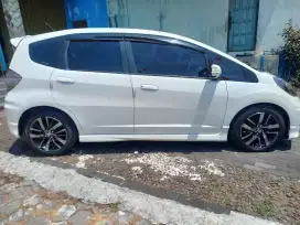 Jazz rs manual 2013 km baru 80rb an
