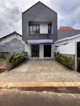 Rumah Baru Semi Furnished Plumeria Residence Graha Raya Dekat Toll