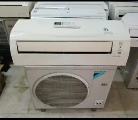 Ac Bekas merk Daikin Thailand 1 pk R32