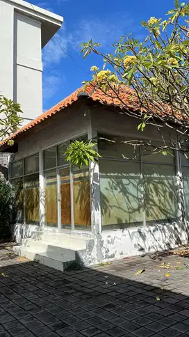 Dijual gudang di Jalan Raya Bypass Sanur