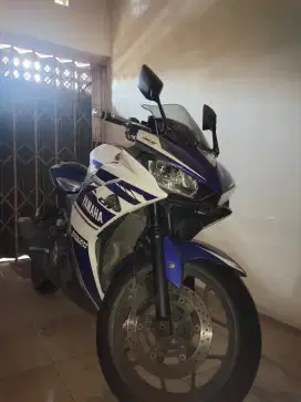 Yamaha R25 FI Tahun 2015