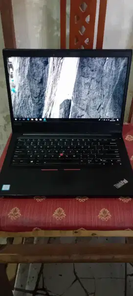Laptop lenovo thinkpad core i 5 gen8
