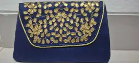 Clutch pesta biru