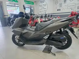 Pcx 160 cbs 2024 km 150 perak