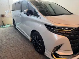 Toyota Alphard 2024 Hybrid
