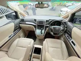 Toyota Alphard G 2.4L A/T 2012
