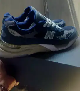 Sepatu New Balance Seken Rasa Baru