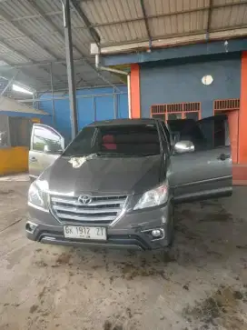 Dijual Kijang Innova 2013