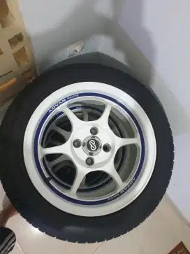 Ban Velg Racing Mobil 195/55/R15 PCD 4X100 ET40 15X7.0J Bandung