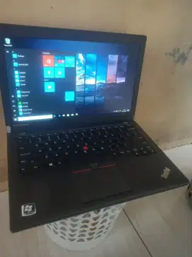 Thinkpad X250 core i5 gen5 ram 8gb SSD 128gb batre normal minus sound