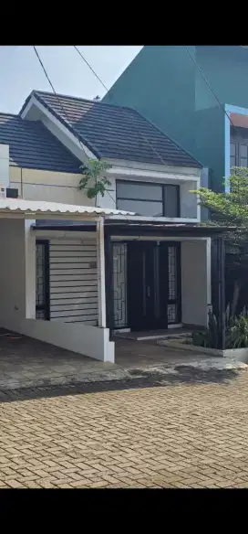 Disewakan Rumah Terawat Bintaro dekat BXc JurangMangu Boulevard UPJ