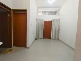 Rumah Minimalis Nyaman di Taman Kopo Indah 1 Bandung