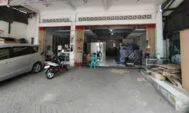 Rumah dan Tempat Usaha  Jl. Jenderal Sudirman Semarang Barat