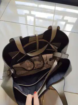 Dijual Tas Hush Puppies