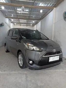 DP 5jt! Km 60rb! Toyota Sienta G Matic 2017 Antik Spt Baru!!