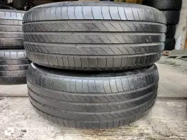 Jual ban copotan mrek Michelin primacy 4 ukuran 215 60 R17 kond 85% 2
