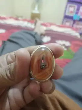 Akik Combong dan badar perak munta