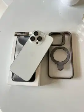 iPhone 15 Pro iBox Garansi ON BH96%