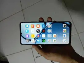 Realme C60
Ram 6+6/128GB