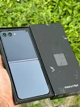 Samsung zflip 5 8/256 SEIN