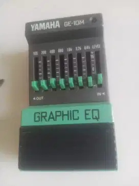 Efek gitar  Yamaha GE-10M Graphic Equalizer