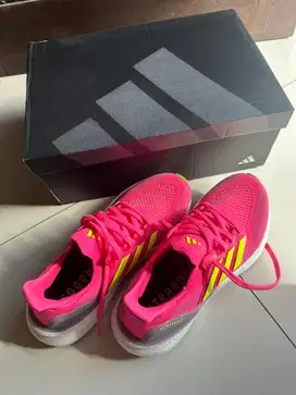 Adidas running ultraboost 5 woman