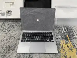 MacBook Air M1 2020 13 Inch 8/256Gb Ex Ibox Fullset Like New