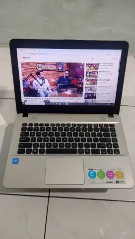 Dijual MURAH Laptop Asus X441N