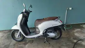 Honda scoopy 2023 mulus like new