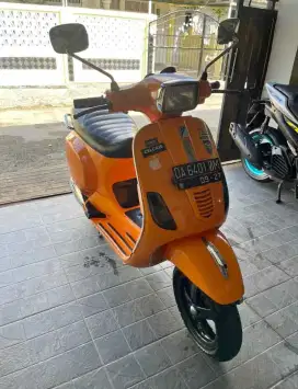 Vespa sprint S 150 2012