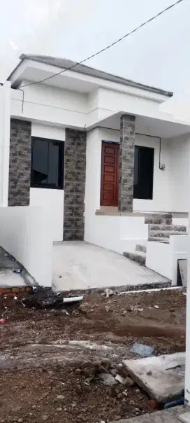 Rumah baru cluster strategis di sendang sari tengah kota semarang