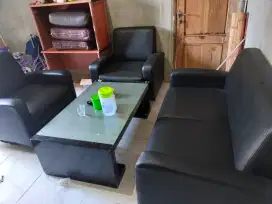 Sofa tunggu atau tamu, bekas bagus tebal empuk mulus siap pakai,