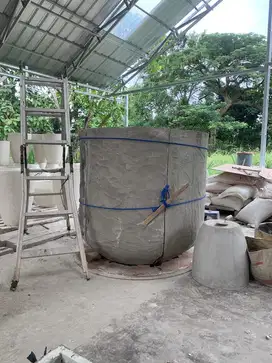 Butuh 4 orang angkat pot daerah limo krukut, sebelah MI NURUL ISLAM