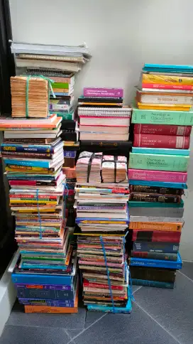 Borongan Buku Rohani Kristen Nasrani bekas
