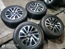 Jual vleg Oem navara Terra R18 pcd 6x114.3 lbar 7.5 et 45 kond mulus