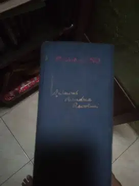 Buku original di bawah bendera revolusi