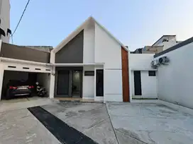 Dikontrakan / Disewakan Rumah Tinggal di Larangan Indah Ciledug