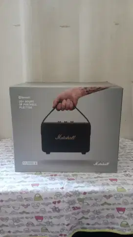 Marshall Kilburn II bluetooth portable speaker original black brass