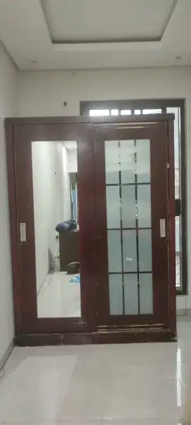 LEMARI SLIDING / GESER Ukuran 3 Pintu