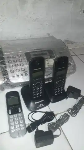Jual mesin fax dan telepon merk panasonic kondisi masih normal mulus