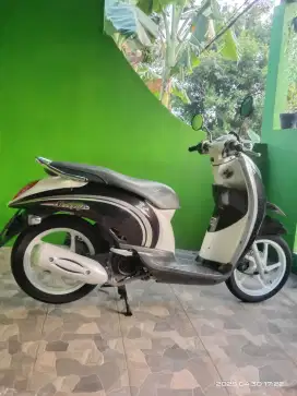 Honda Scoopy karbu istimewa