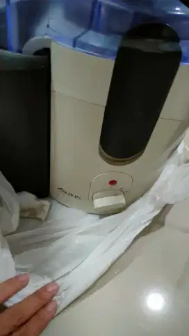Juice extractor merk Kirin