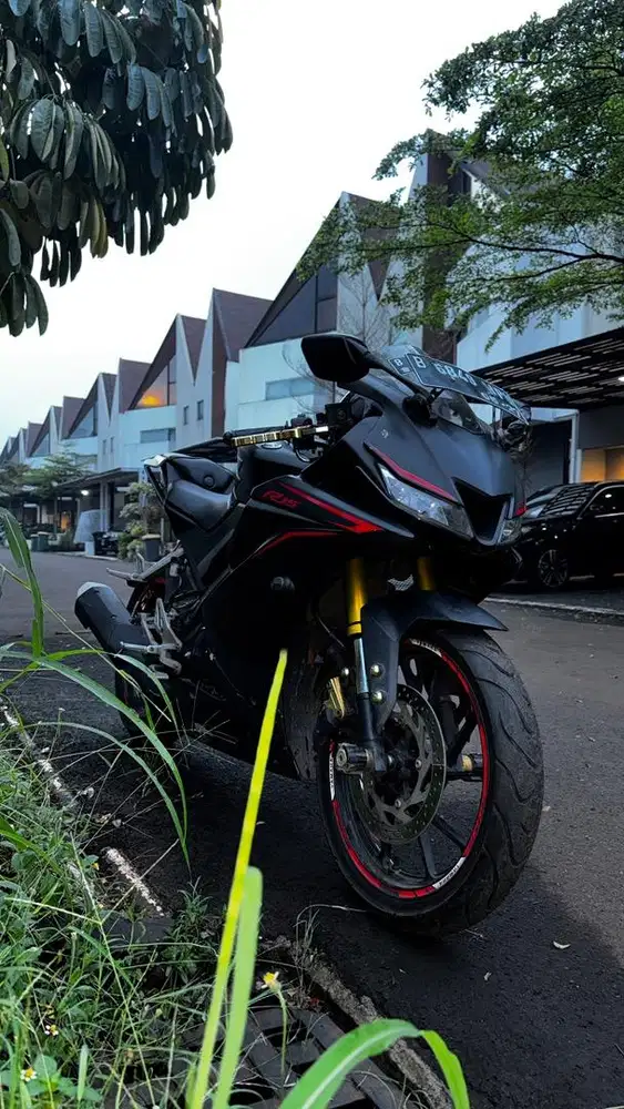 Dijual Cepat R15 V3