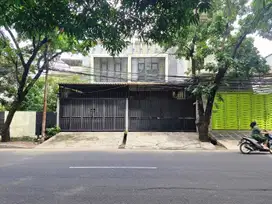 Rumah 2 ½ lantai Kebon Raya Duri Kepa Jakarta Barat