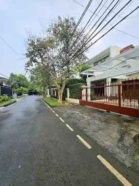 Rumah siap huni di komplek kayu putih Jakarta timur