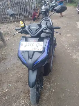 vario 125 cbs iss ss kumplit isi