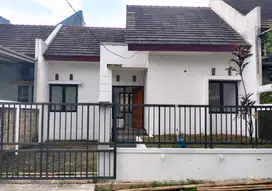 DIJUAL RUMAH SECONDARY BUTUH UANG CEPAT SAWANGAN PERMAI DEPOK